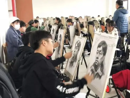 监考视角下的素描色彩常见误区解析