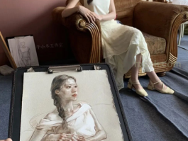详细阅读:美术男生撩妹必备技巧-美女肖像画(12) 美术男生撩妹必备技巧-美女肖像画(12)